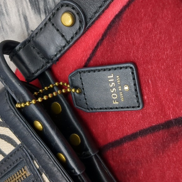 Fossil Legacy Vintage Crossbody - Picture 8 of 11